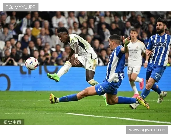 卡瓦哈尔与维尼修斯持续提升默契配合，助皇马表现稳健再创佳绩