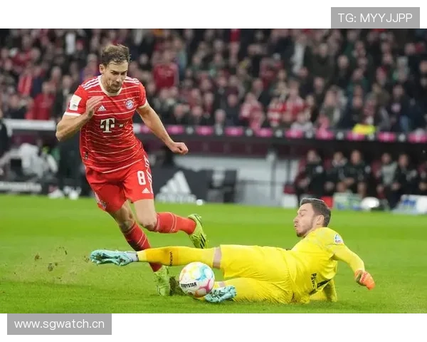 拜仁防线问题:争冠关键阶段表现波动,稳定性面临考验